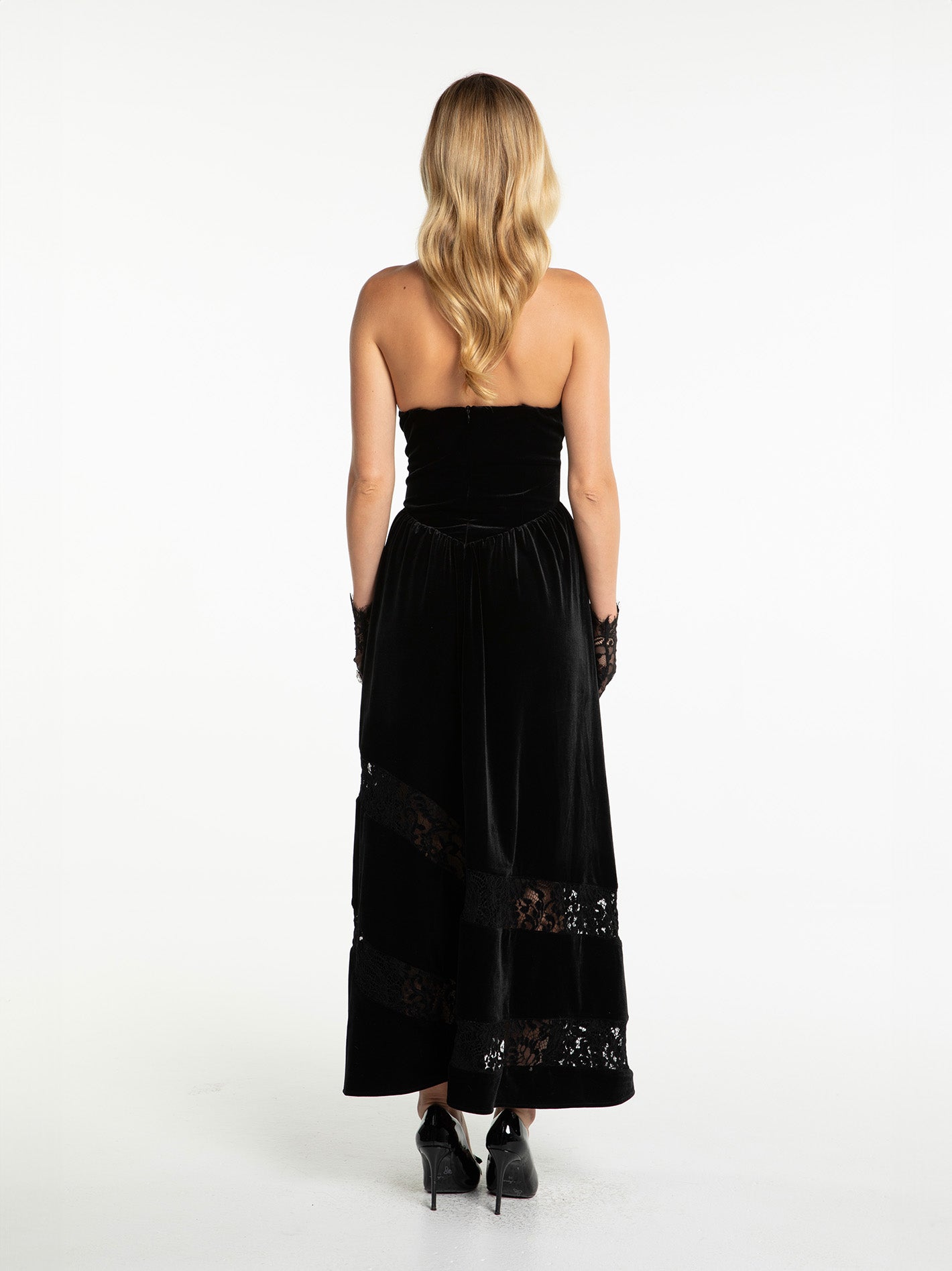 Maxine Velvet Dress (Black)