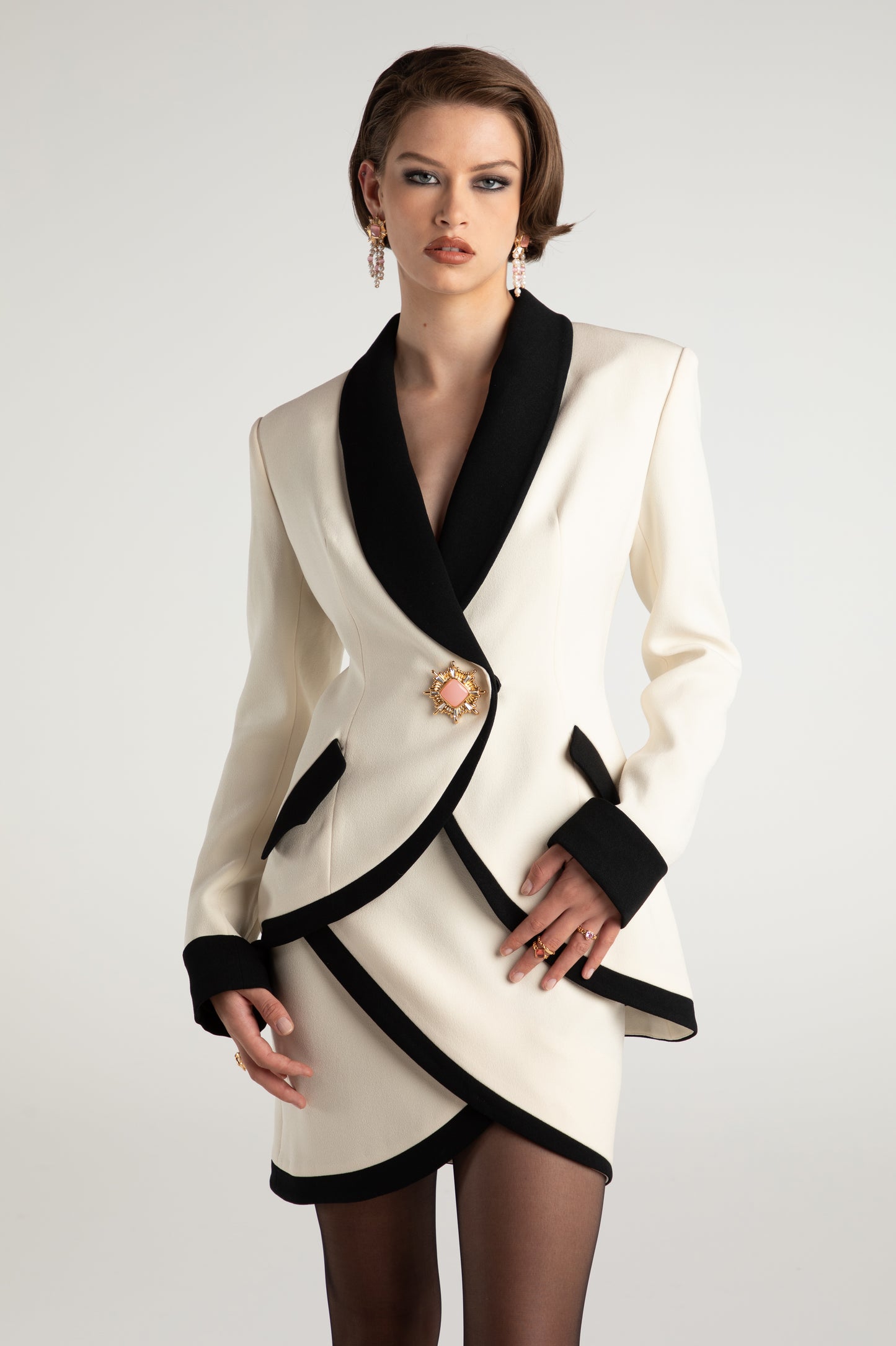 Brooke Suit Jacket (Beige)