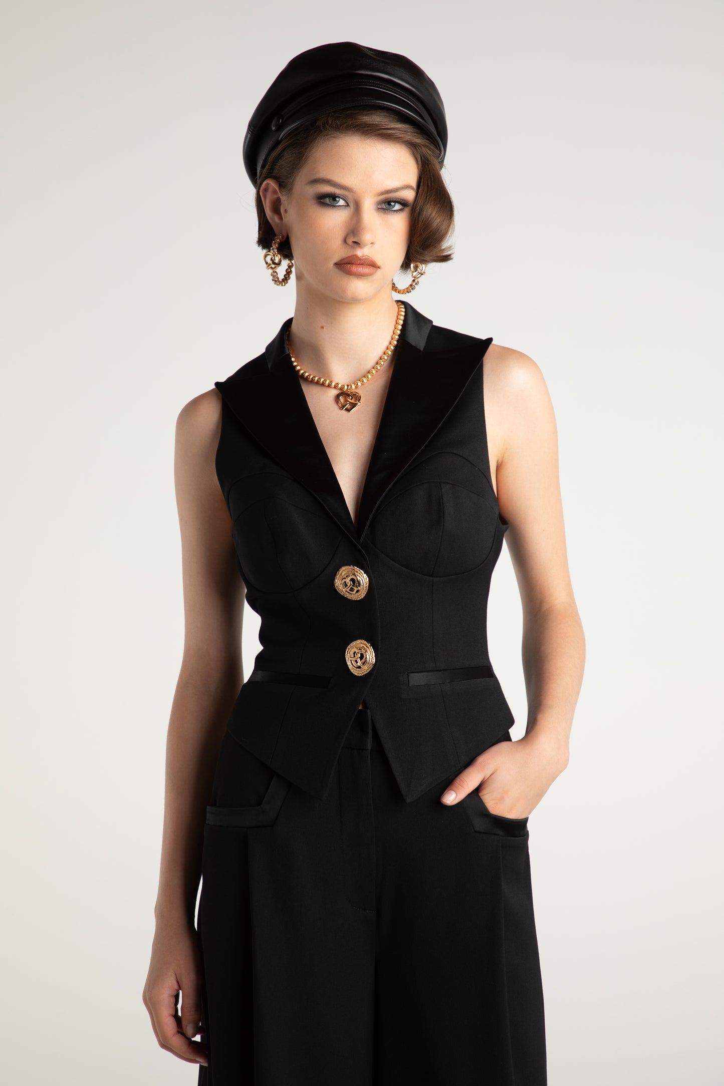 Diana Vest (Black)