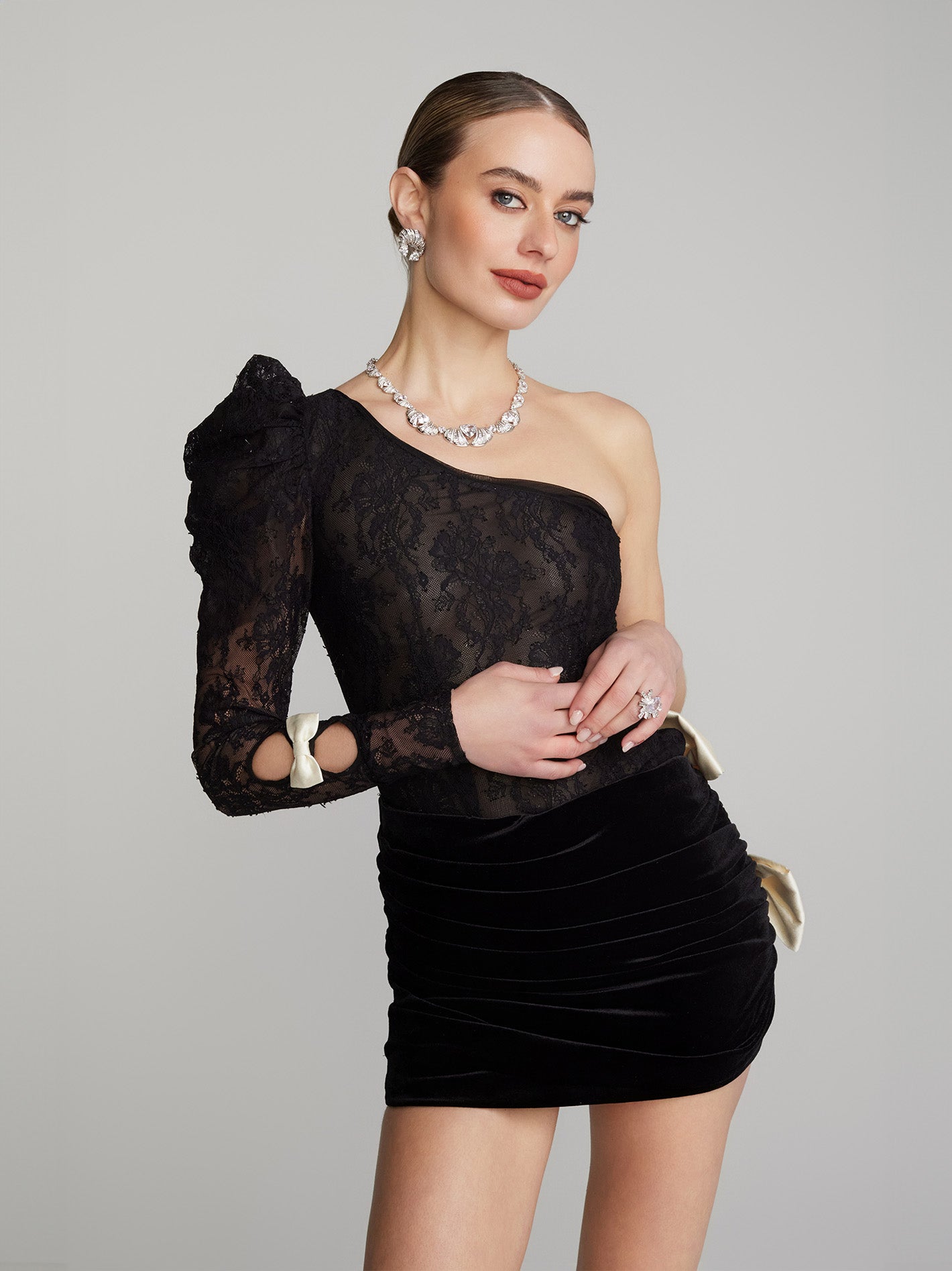 Wilma Velvet Dress (Black)