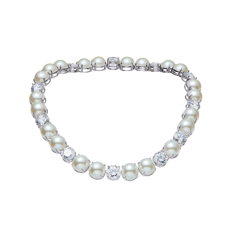 Itzel Pearl Necklace